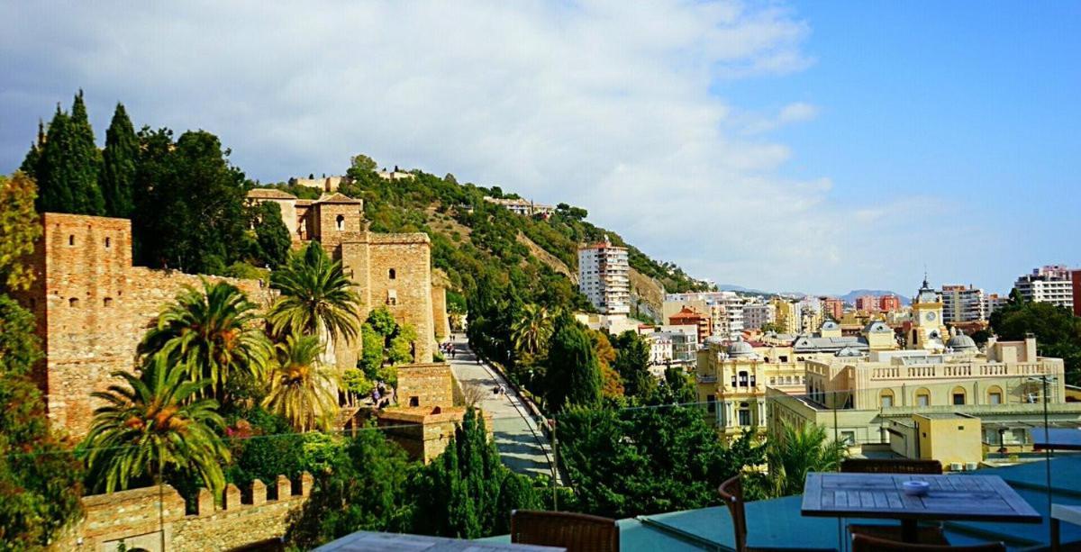 Malaka Apartment City Centre Малага Екстериор снимка